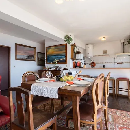 Spacious & Sunny Vintage At The * فيلا دو كوندي