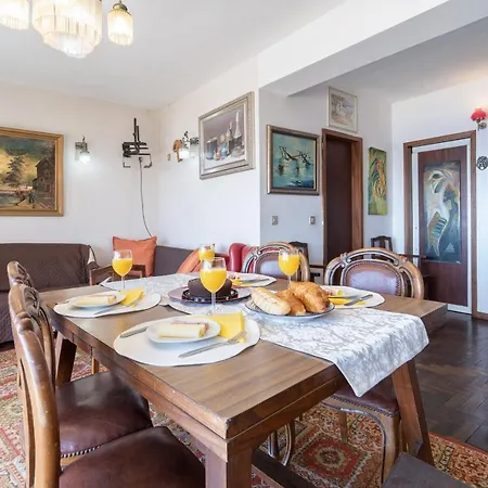 Spacious & Sunny Vintage At The * فيلا دو كوندي