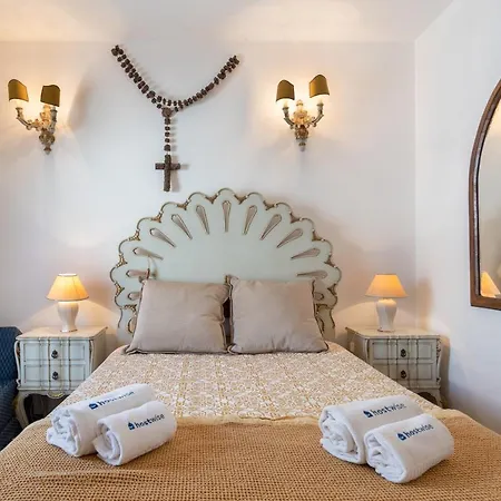 شقة Spacious & Sunny Vintage At The فيلا دو كوندي